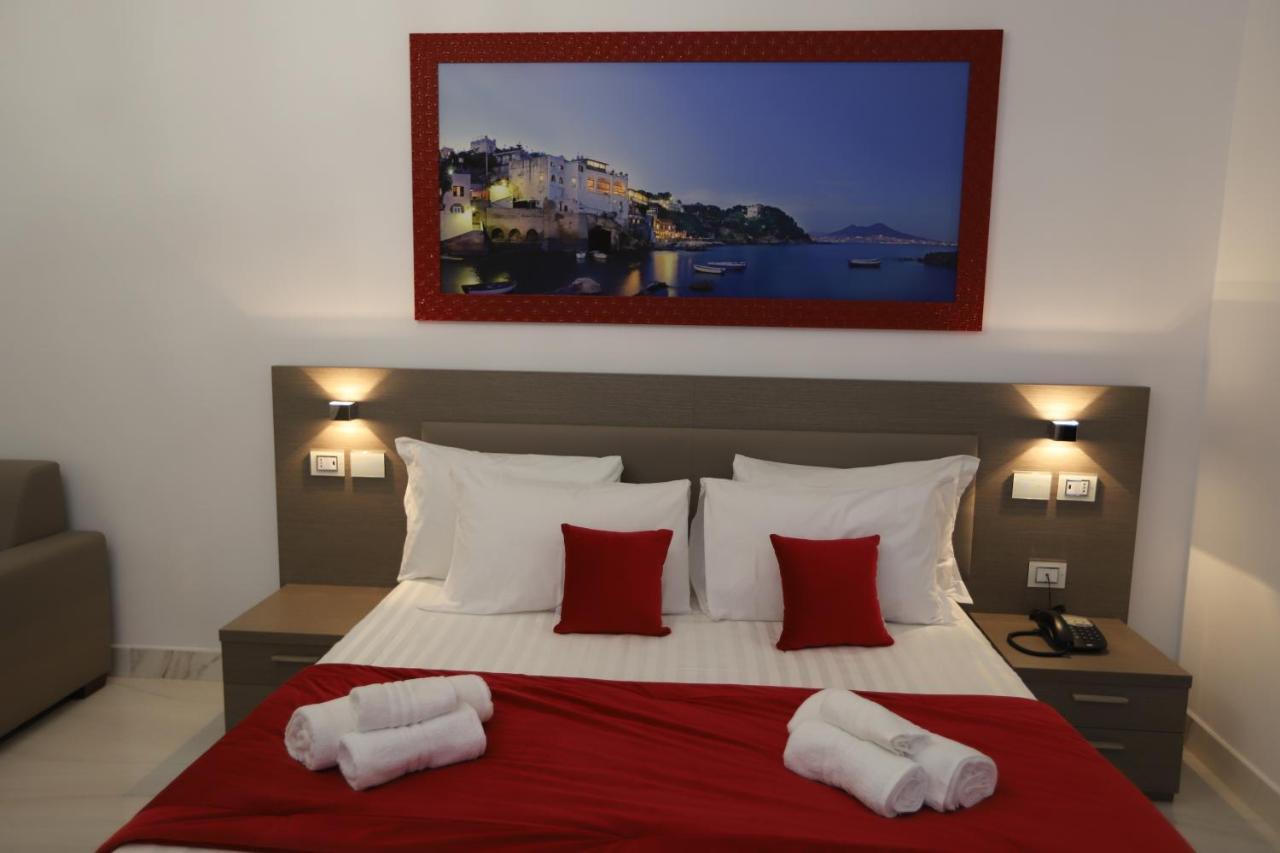Mecla Suites เนเปิลส์ ภายนอก รูปภาพ