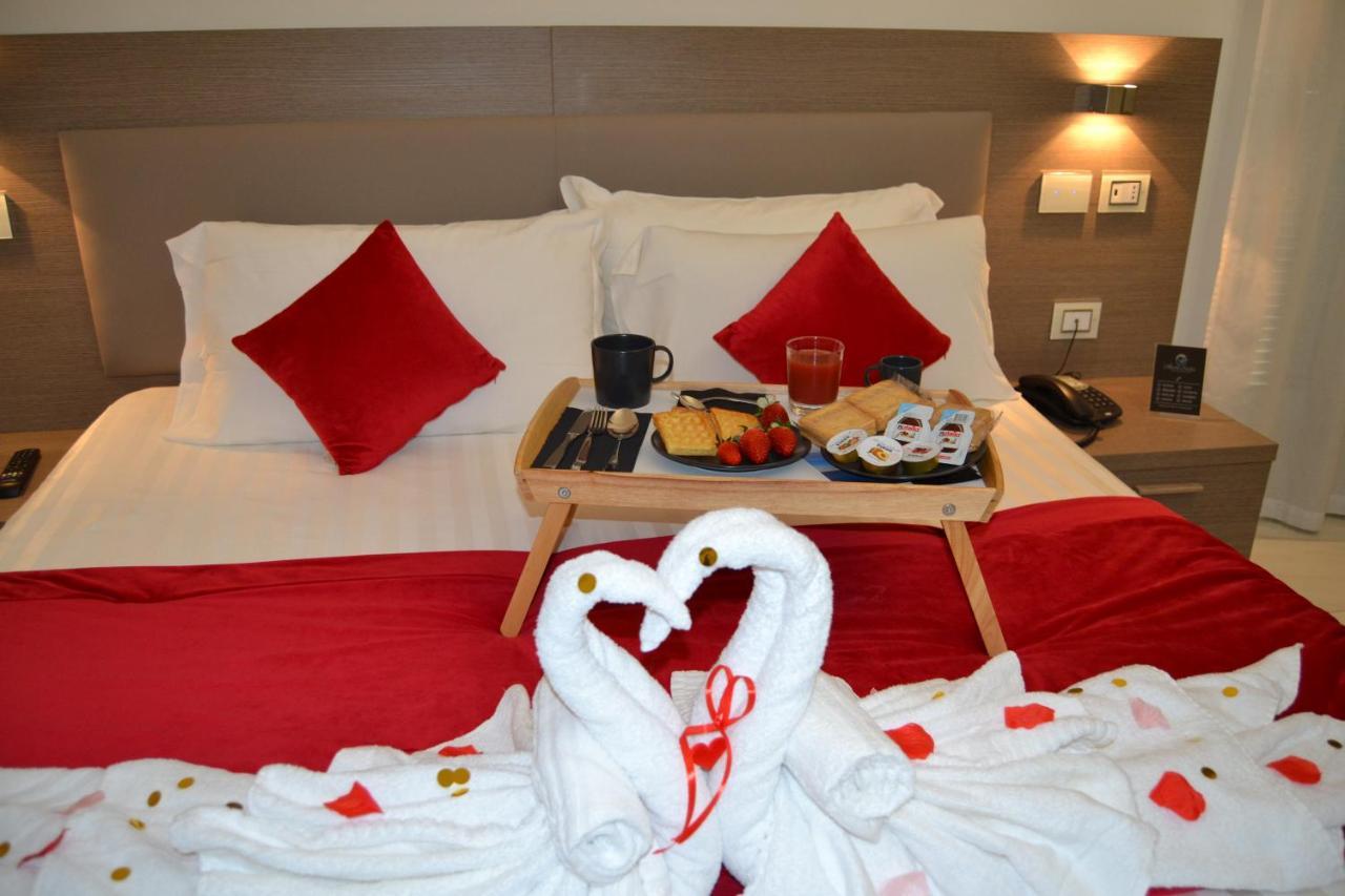 Mecla Suites เนเปิลส์ ภายนอก รูปภาพ
