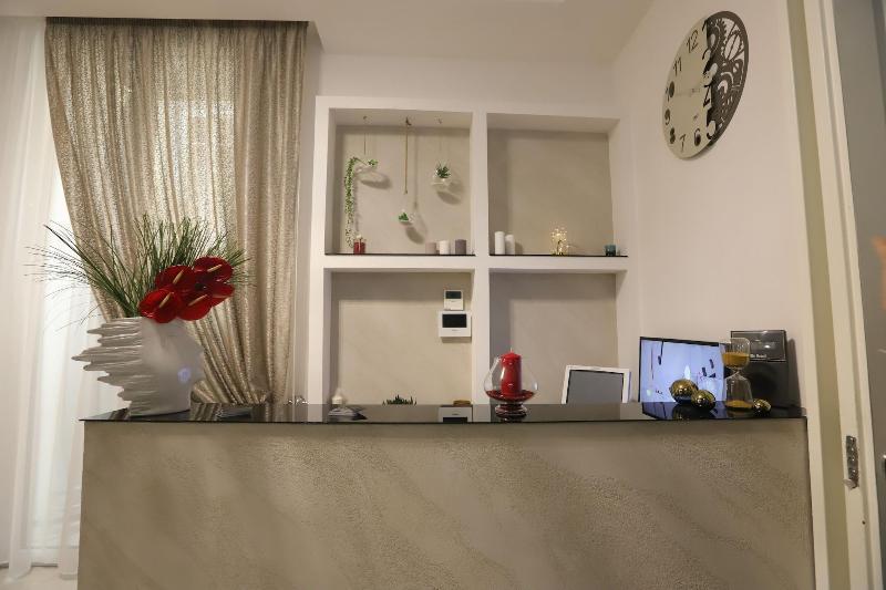 Mecla Suites เนเปิลส์ ภายนอก รูปภาพ