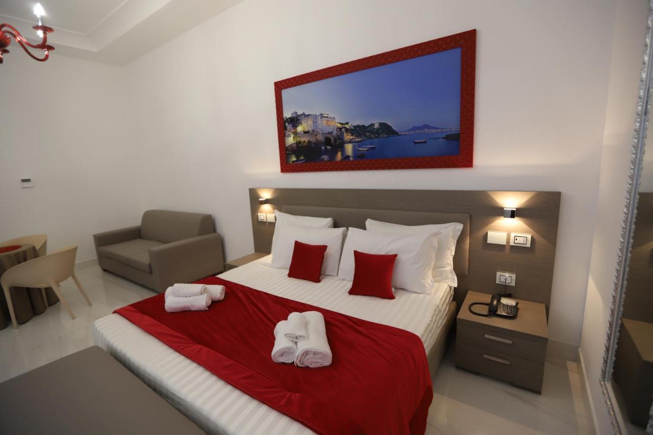 Mecla Suites เนเปิลส์ ภายนอก รูปภาพ